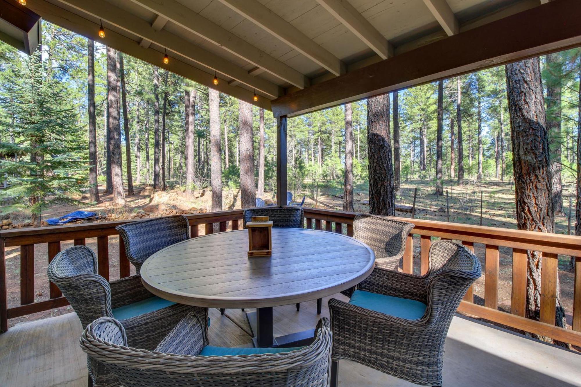 Willa Peaceful Pinetop Cabin With Deck And Fire Pit! Indian Pine Zewnętrze zdjęcie