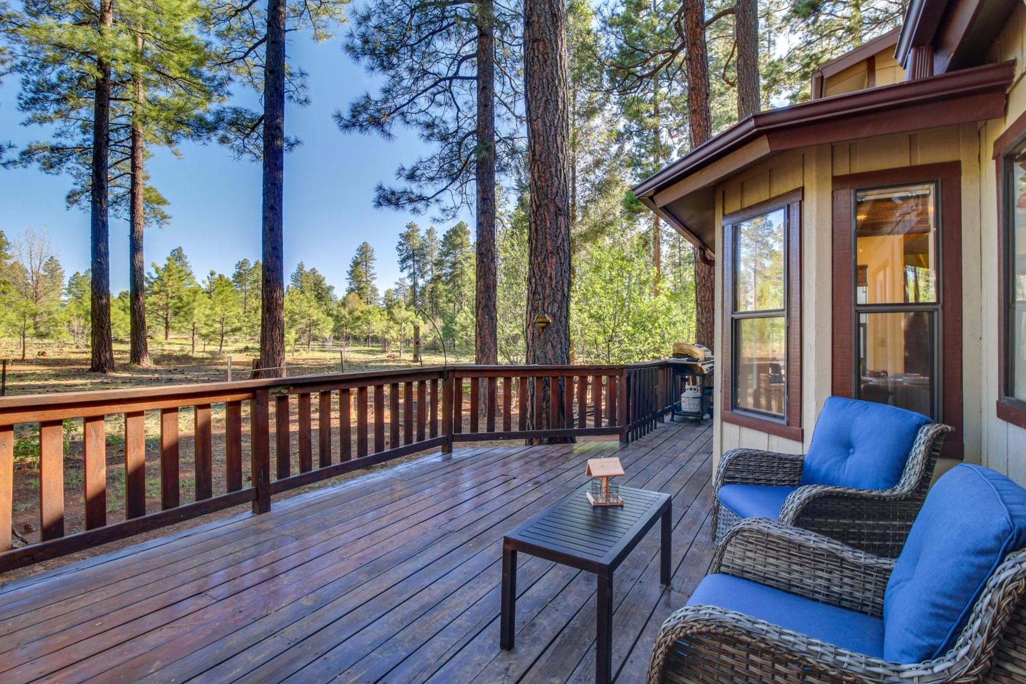 Willa Peaceful Pinetop Cabin With Deck And Fire Pit! Indian Pine Zewnętrze zdjęcie