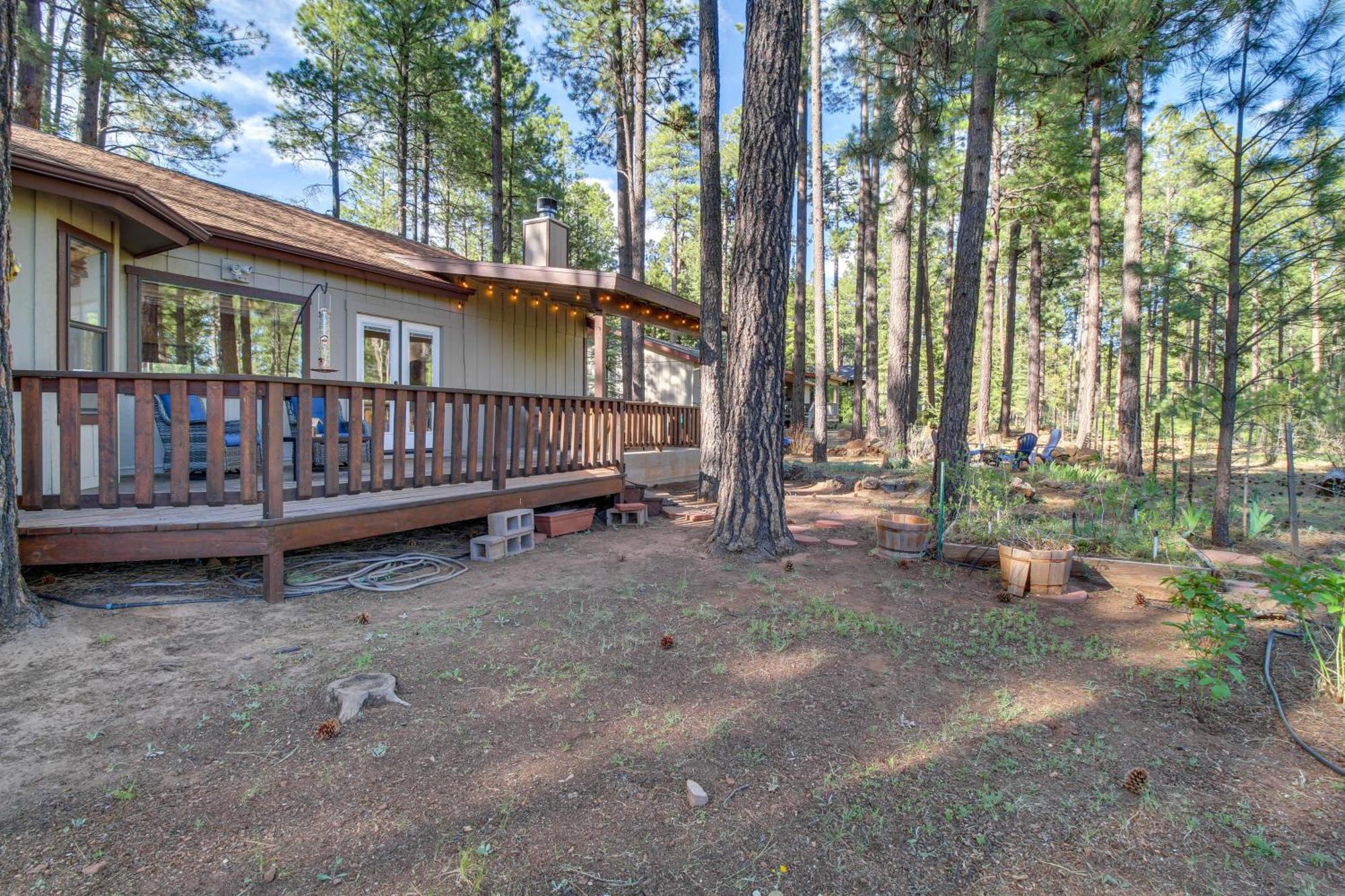 Willa Peaceful Pinetop Cabin With Deck And Fire Pit! Indian Pine Zewnętrze zdjęcie