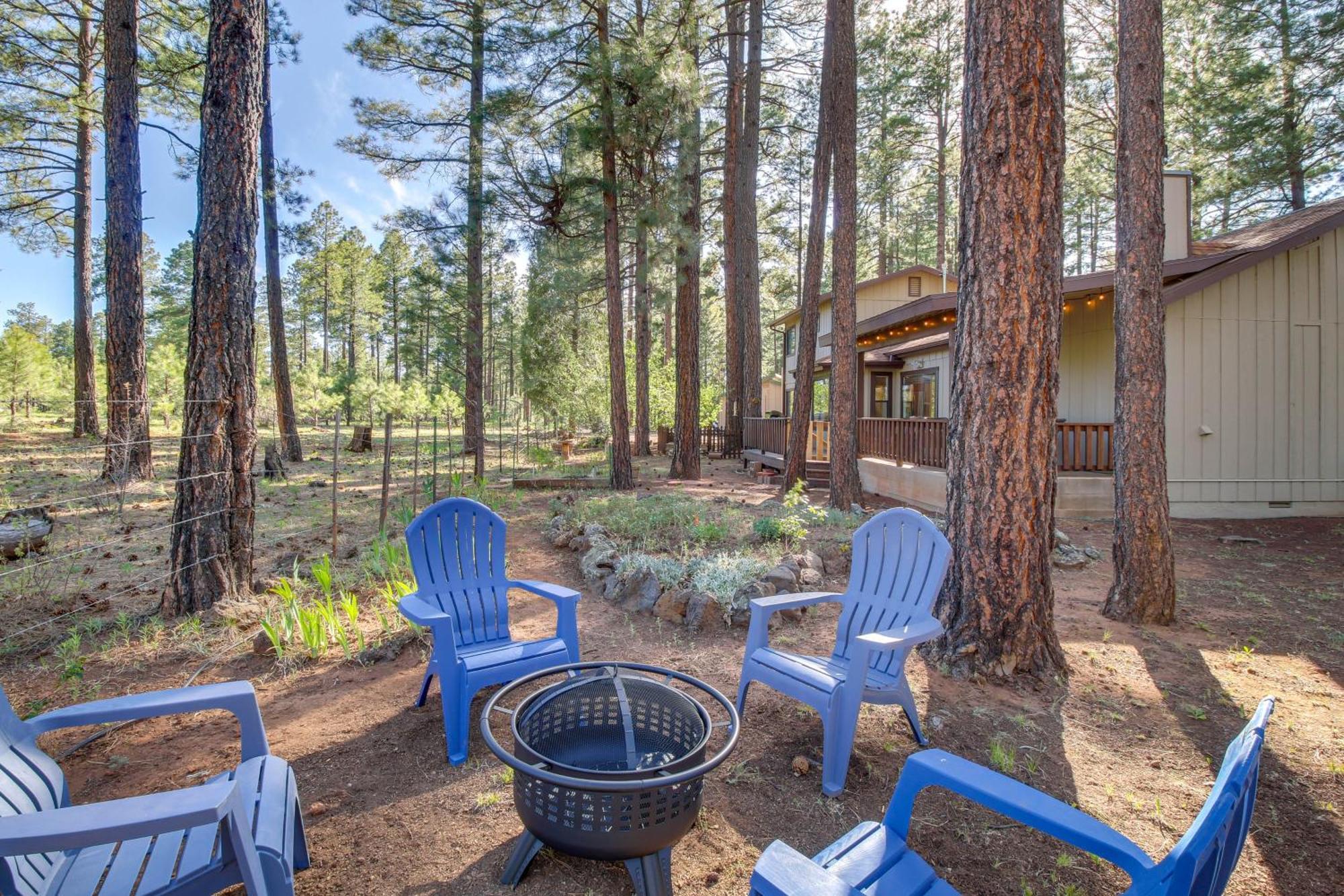 Willa Peaceful Pinetop Cabin With Deck And Fire Pit! Indian Pine Zewnętrze zdjęcie